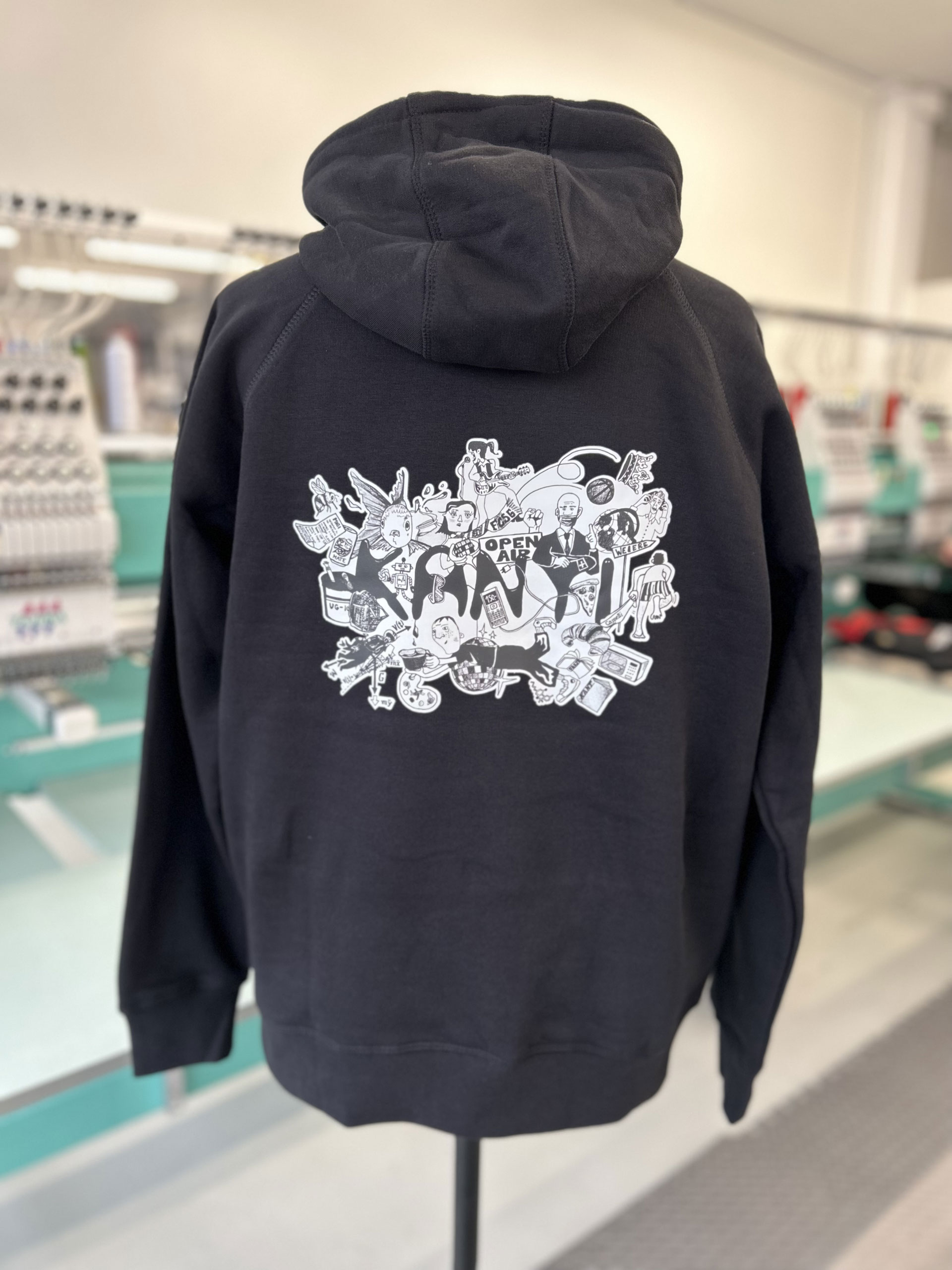 kbsg hoodie2 Stitchit AG - Die St. Galler Stickerei