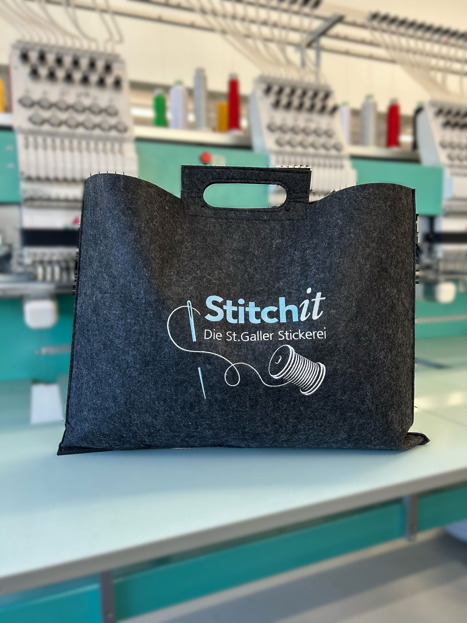 Stitchit Filztasche Stitchit AG - Die St. Galler Stickerei
