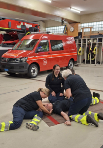 Samariterübung1 Samariteruebung1 Stitchit AG - Die St. Galler Stickerei